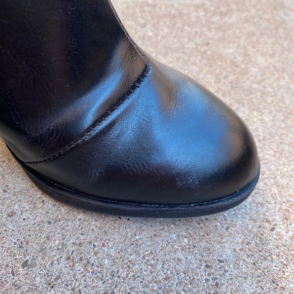 Divided H&M | Beautiful Black heeled booties - Picture 9 of 16